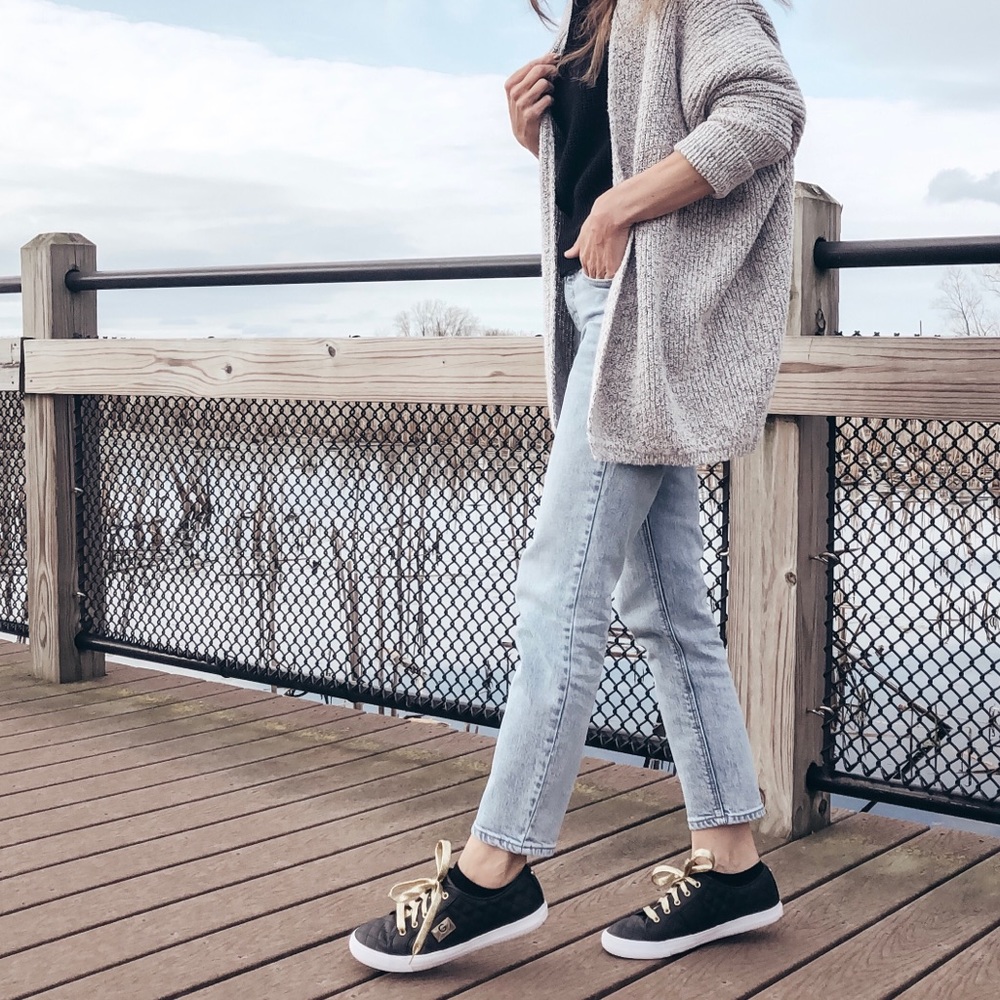 G by Guess quilted sneaker